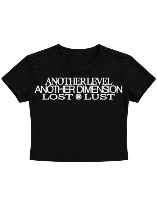 camiseta-lost-in-lust-preta-baby-look-frente